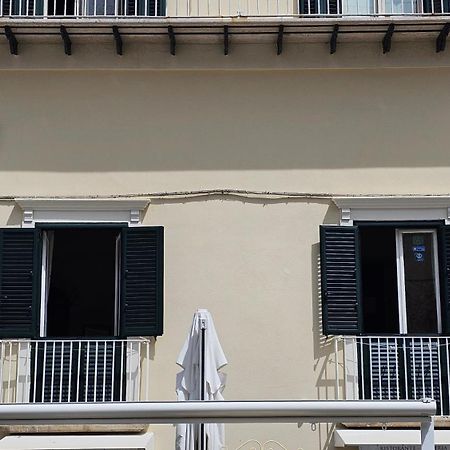 Palazzo Tranfo Al Duomo Accommodation Tropea Esterno foto