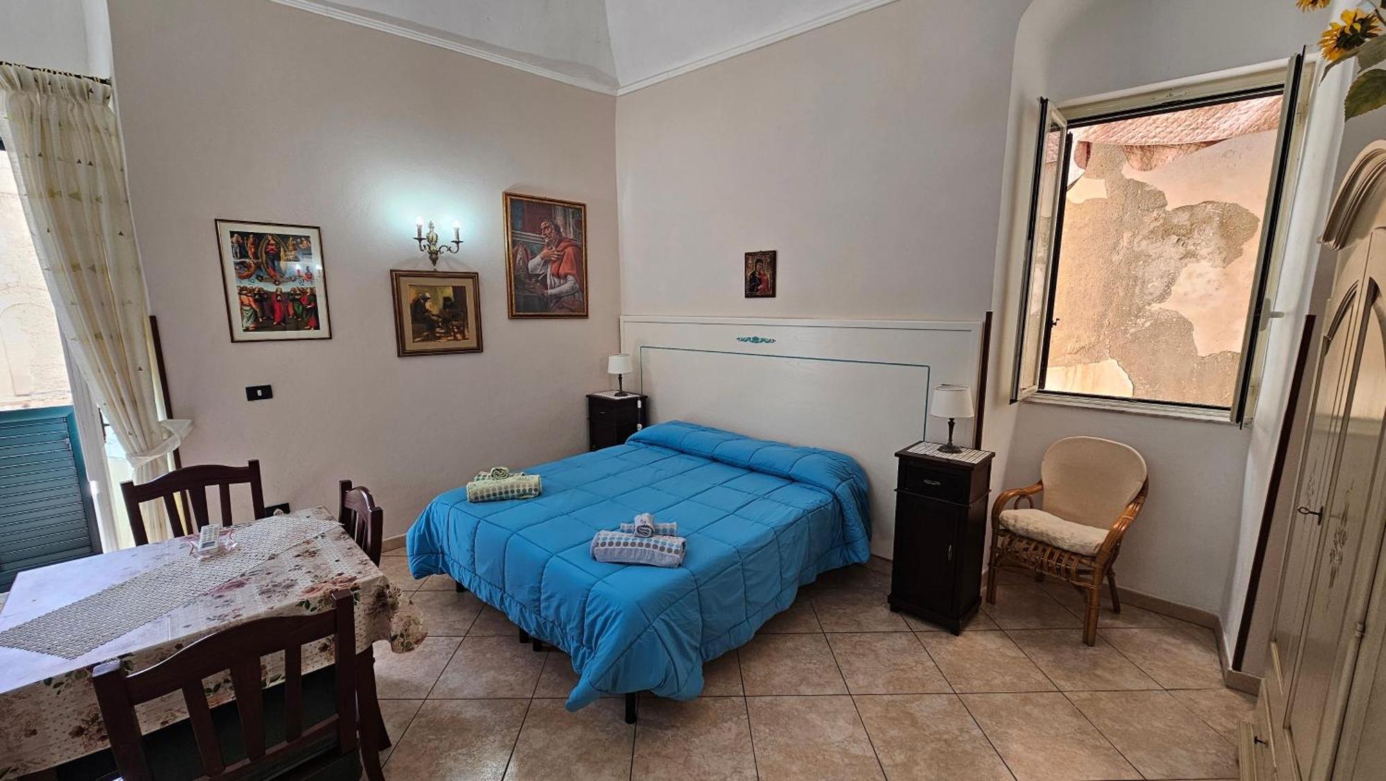 Palazzo Tranfo Al Duomo Accommodation Tropea Esterno foto