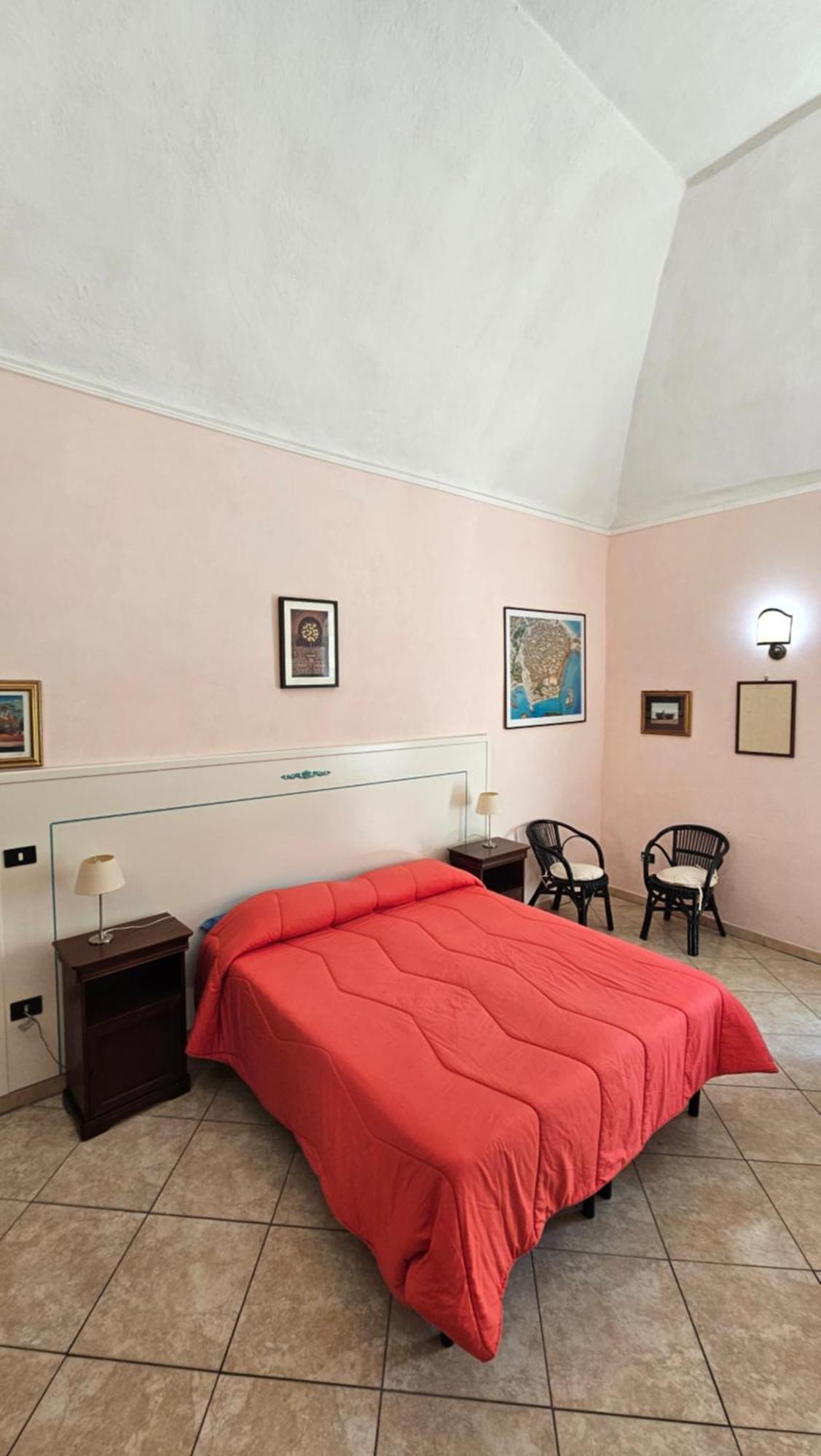 Palazzo Tranfo Al Duomo Accommodation Tropea Camera foto